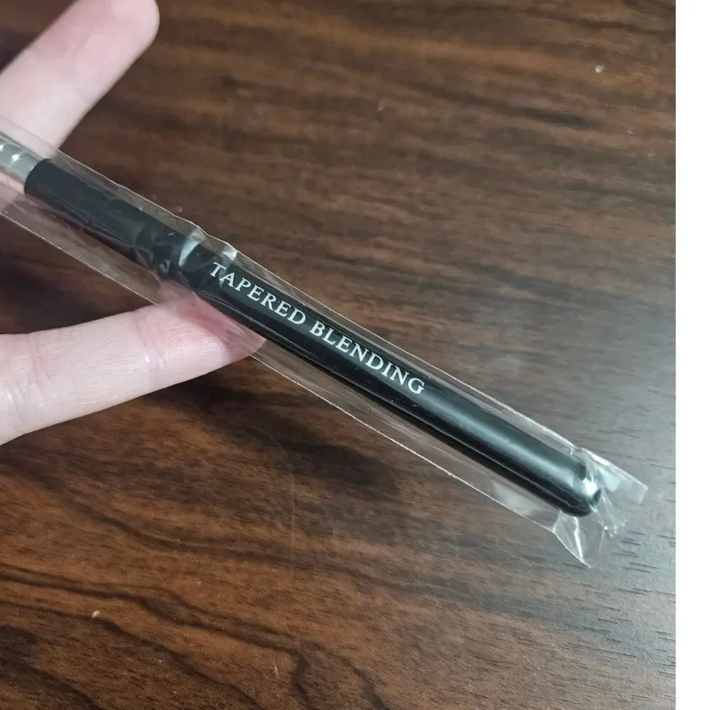 Beau Gachis Tapered Blending Brush ~ NEW